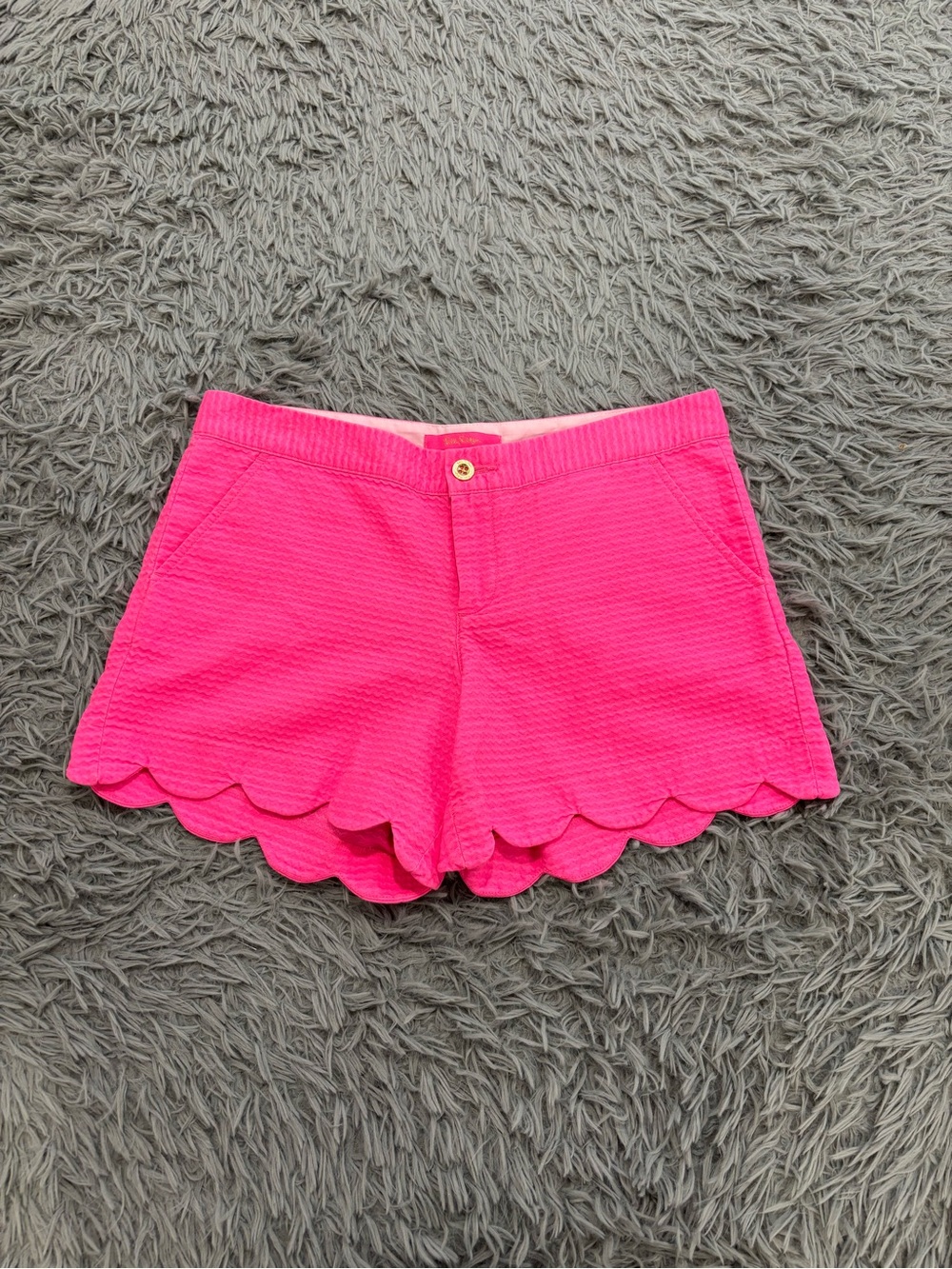 Lilly Pulitzer Women's Buttercup Chino Shorts Seersucker Pink Size 6 Resortwear